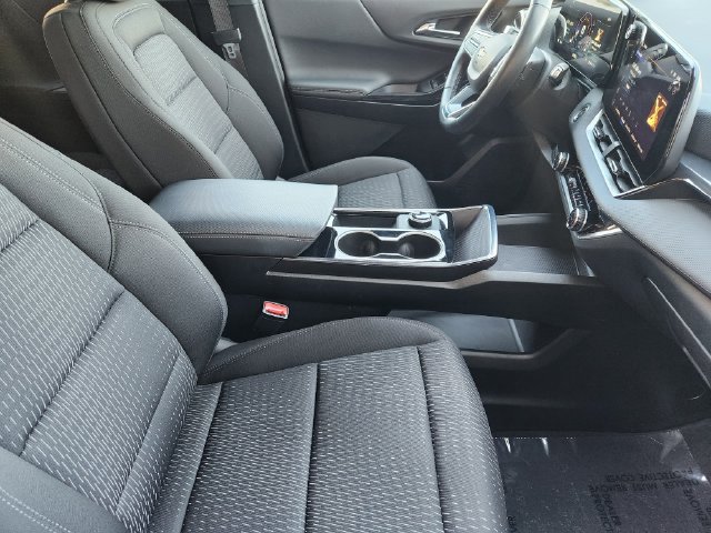 Used 2026 Chevrolet Equinox LT FWD image 19