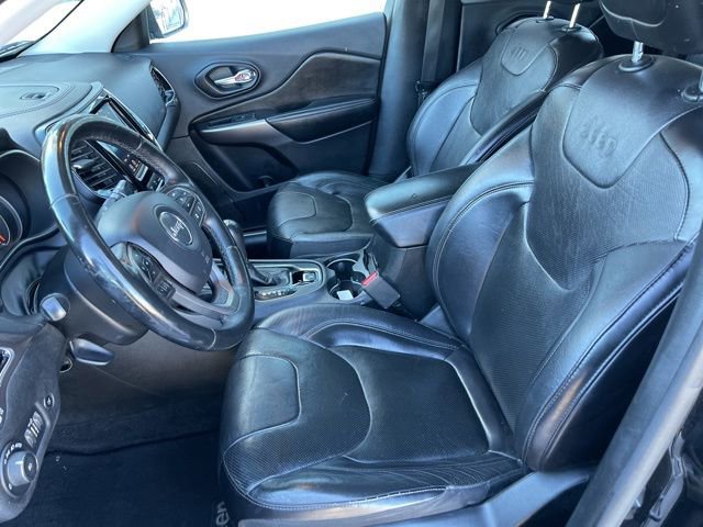 Used 2019 Jeep Cherokee Limited w/ Luxury Group image 13