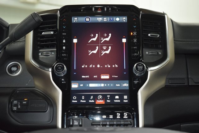 Used 2024 RAM 3500 Laramie image 33