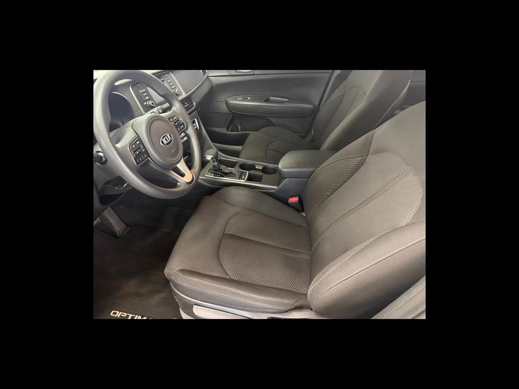 Used 2017 Kia Optima LX FWD image 10