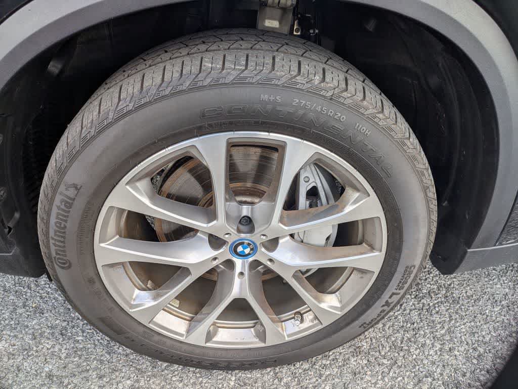 Used 2025 BMW X5 xDrive50e w/ Premium Package AWD/4WD image 26