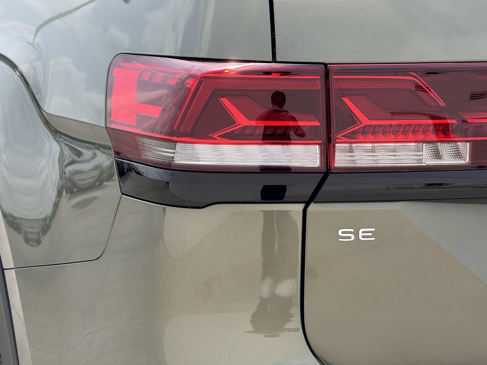 New 2026 Volkswagen Atlas Peak Edition AWD/4WD image 10