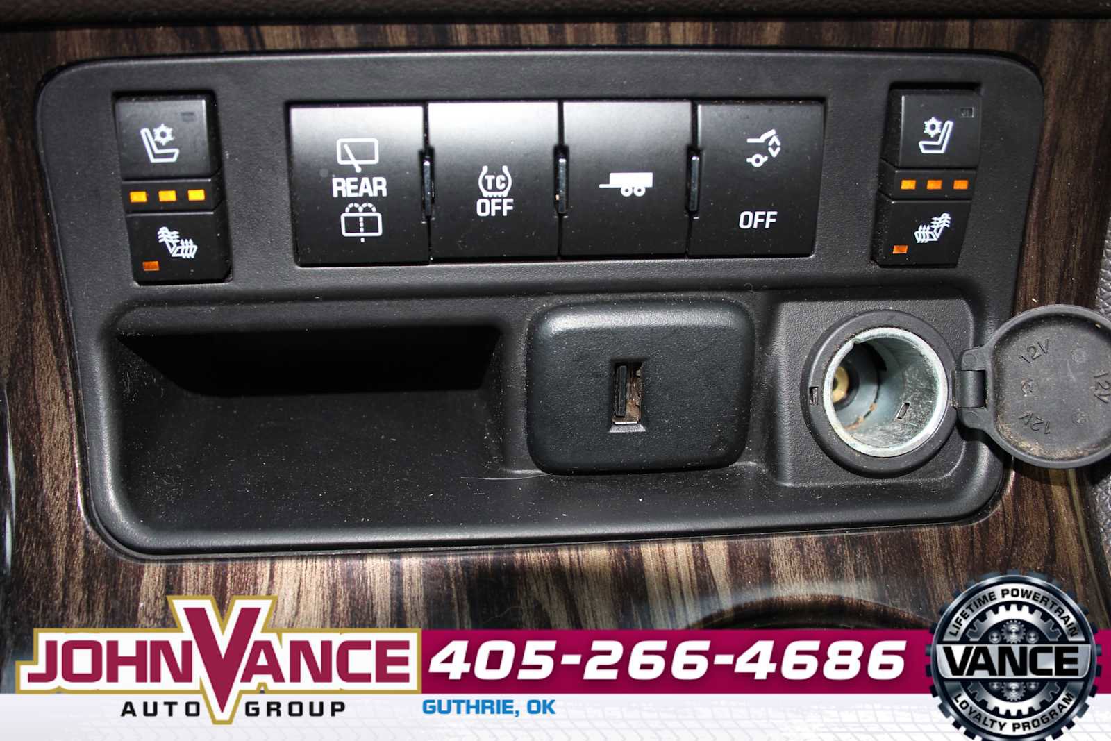 Used 2015 GMC Acadia Denali image 38