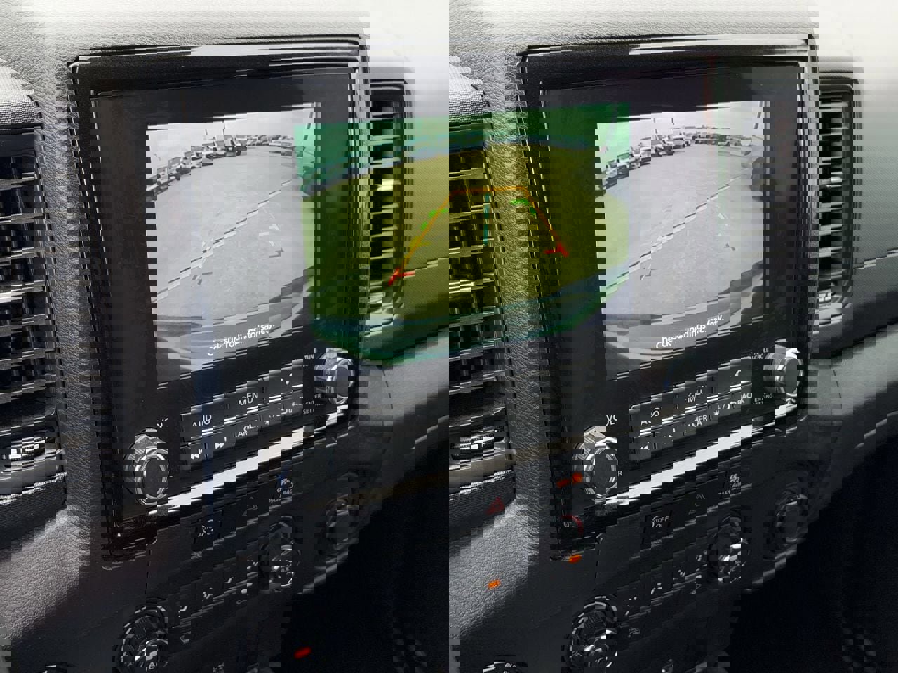 Used 2024 Nissan Frontier S image 21