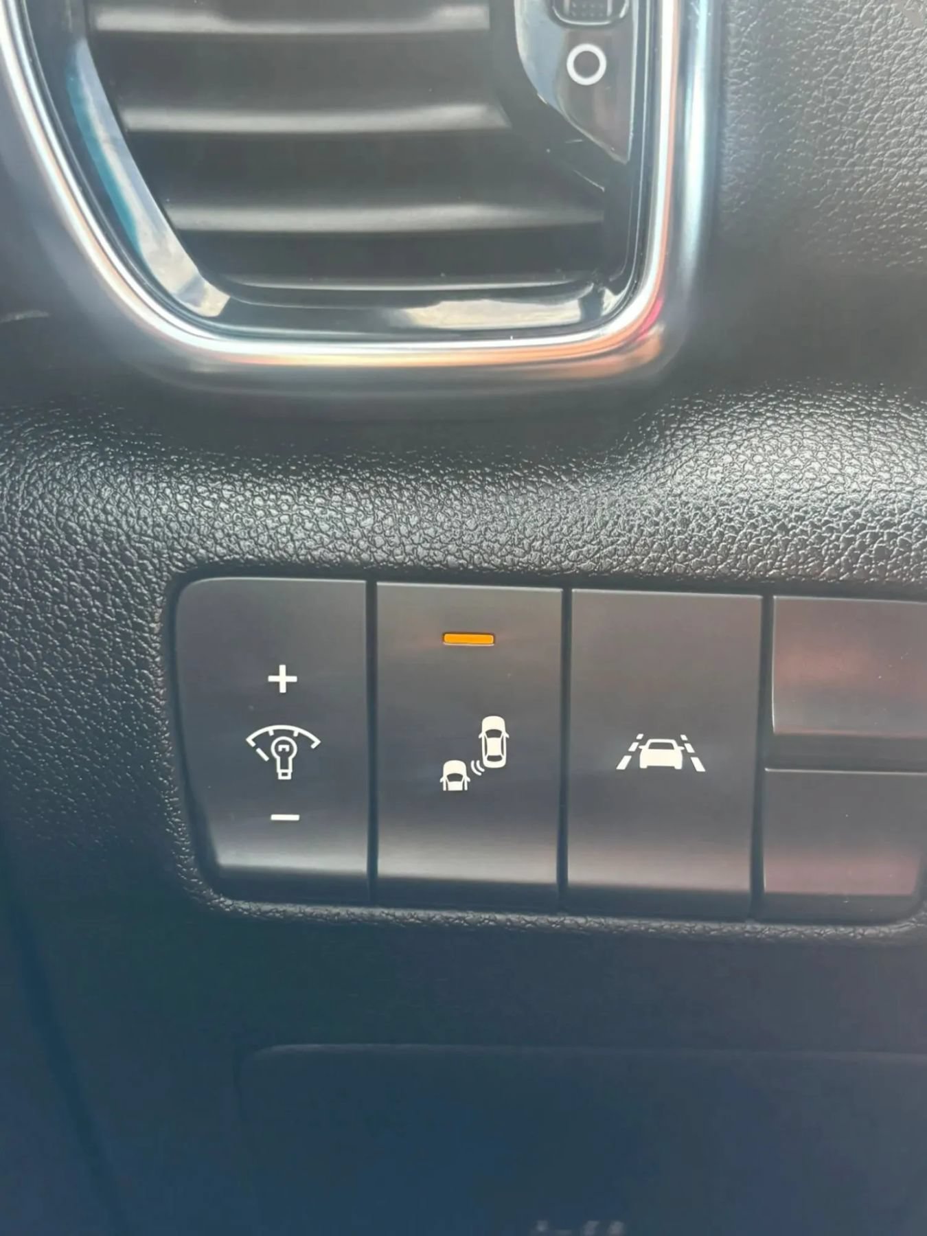 Used 2022 Kia Sportage Nightfall Edition w/ Nightfall Fwd Premium Package image 9