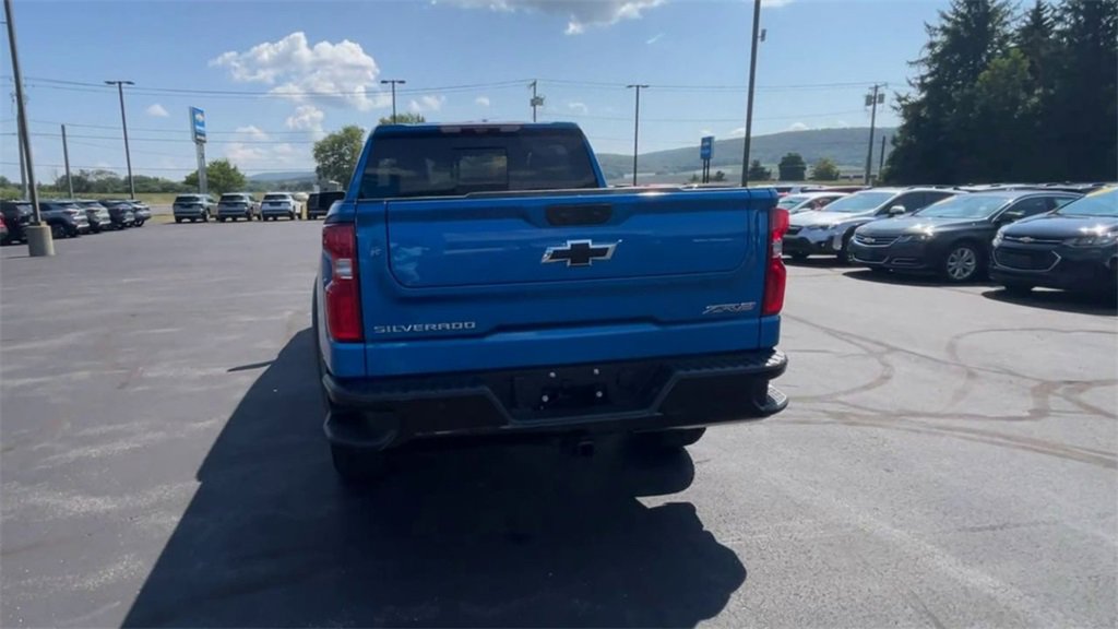 Certified 2023 Chevrolet Silverado 1500 ZR2 w/ Technology Package image 7