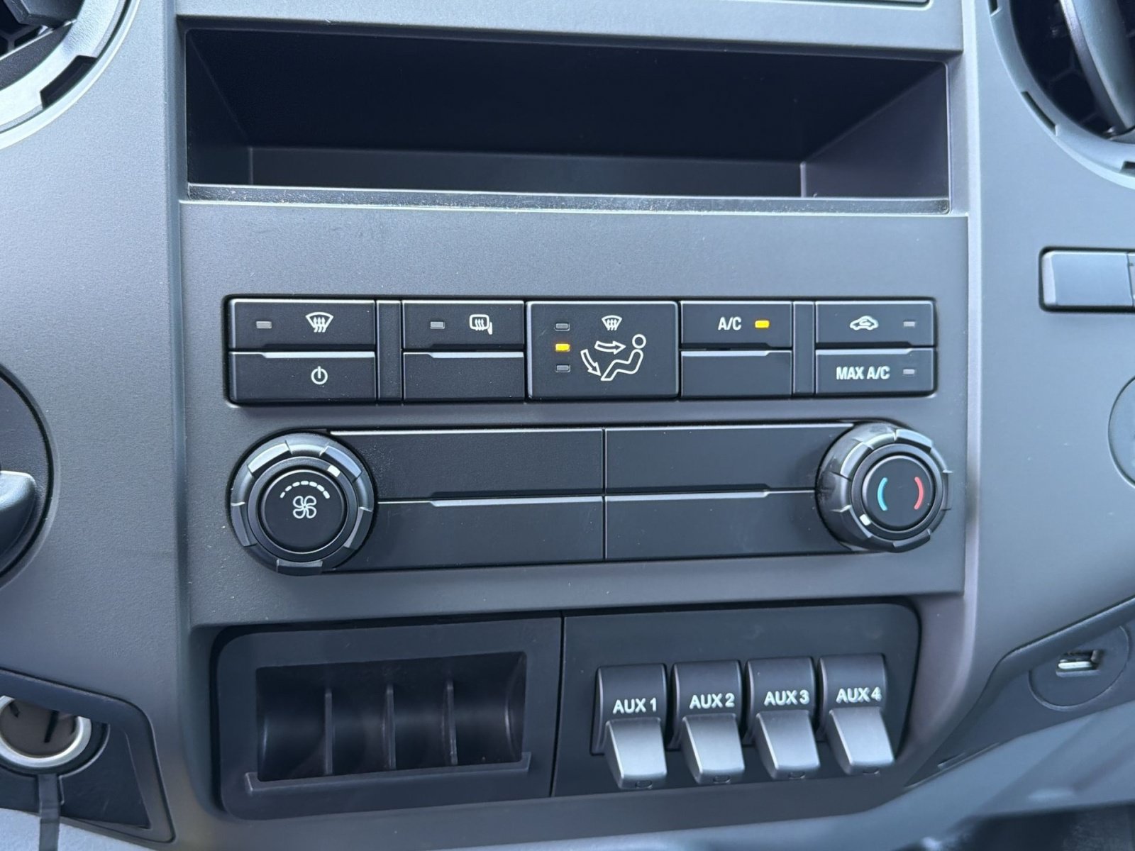 New 2027 Ford F750 2WD Regular Cab Super Duty image 22