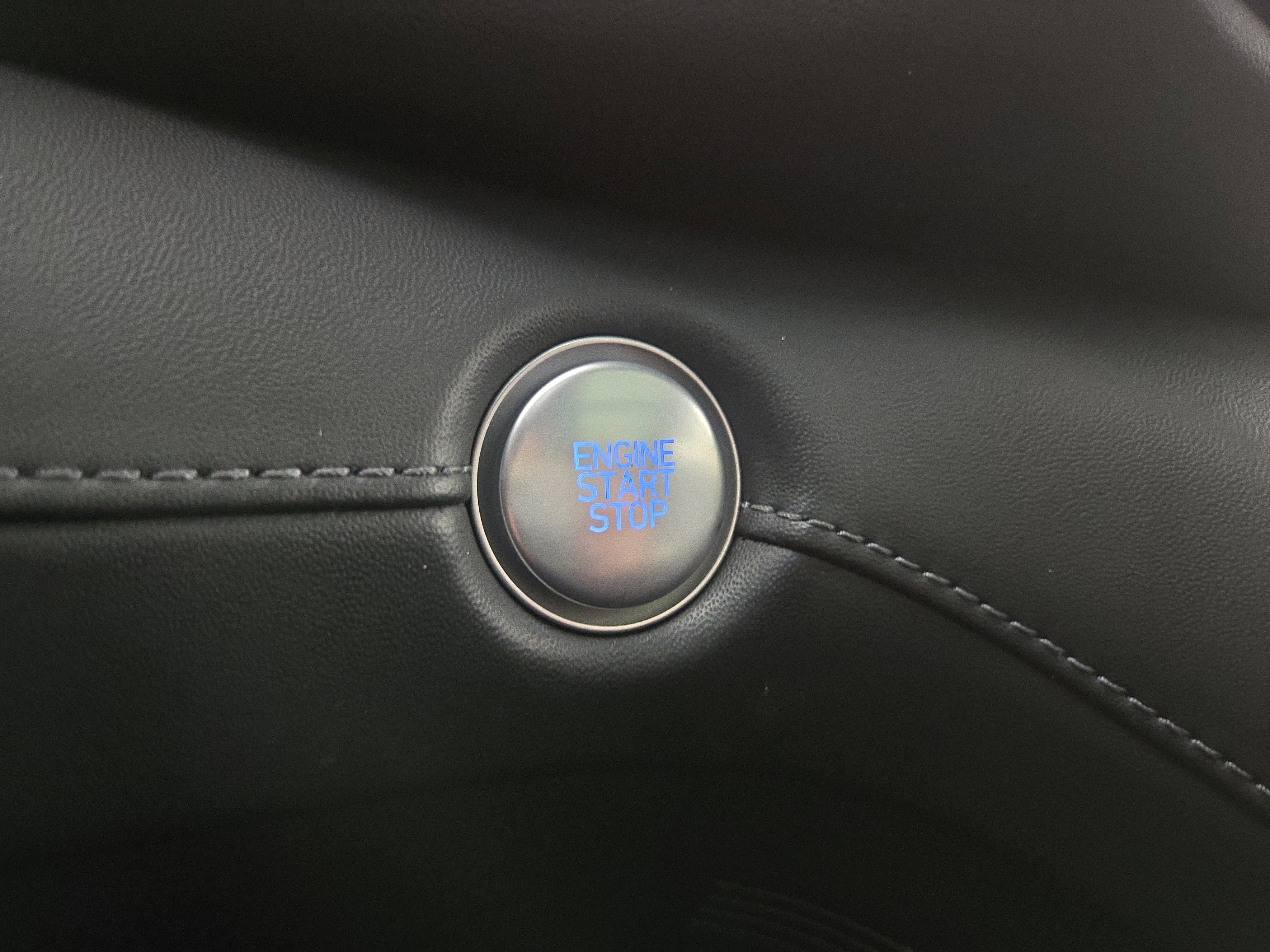 Used 2022 Hyundai Santa Fe Limited image 26