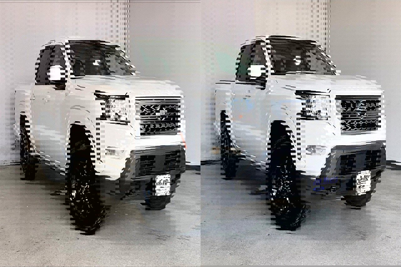 Used 2023 Nissan Frontier SV w/ SV Convenience Package image 34