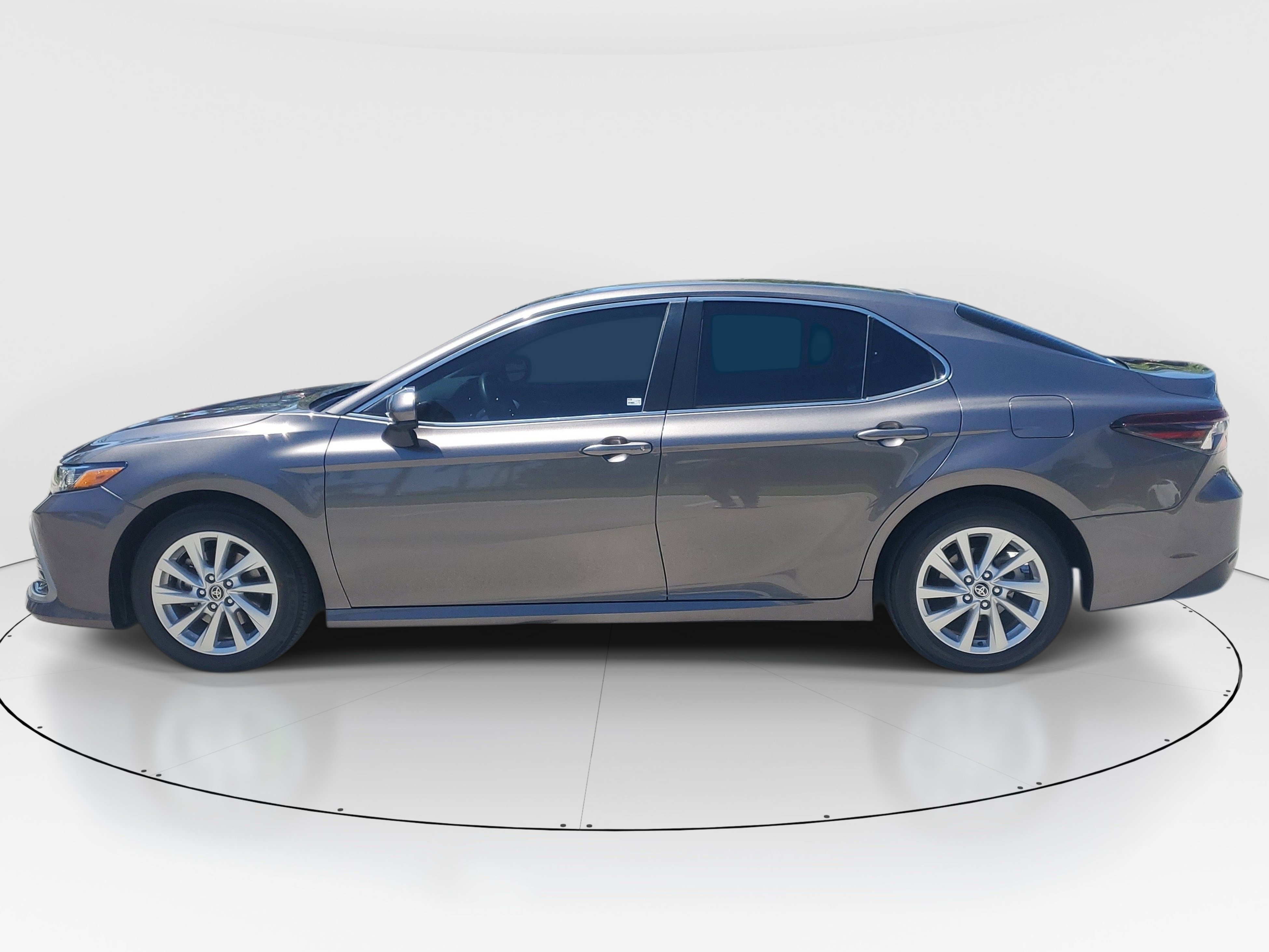 Certified 2023 Toyota Camry LE FWD image 6