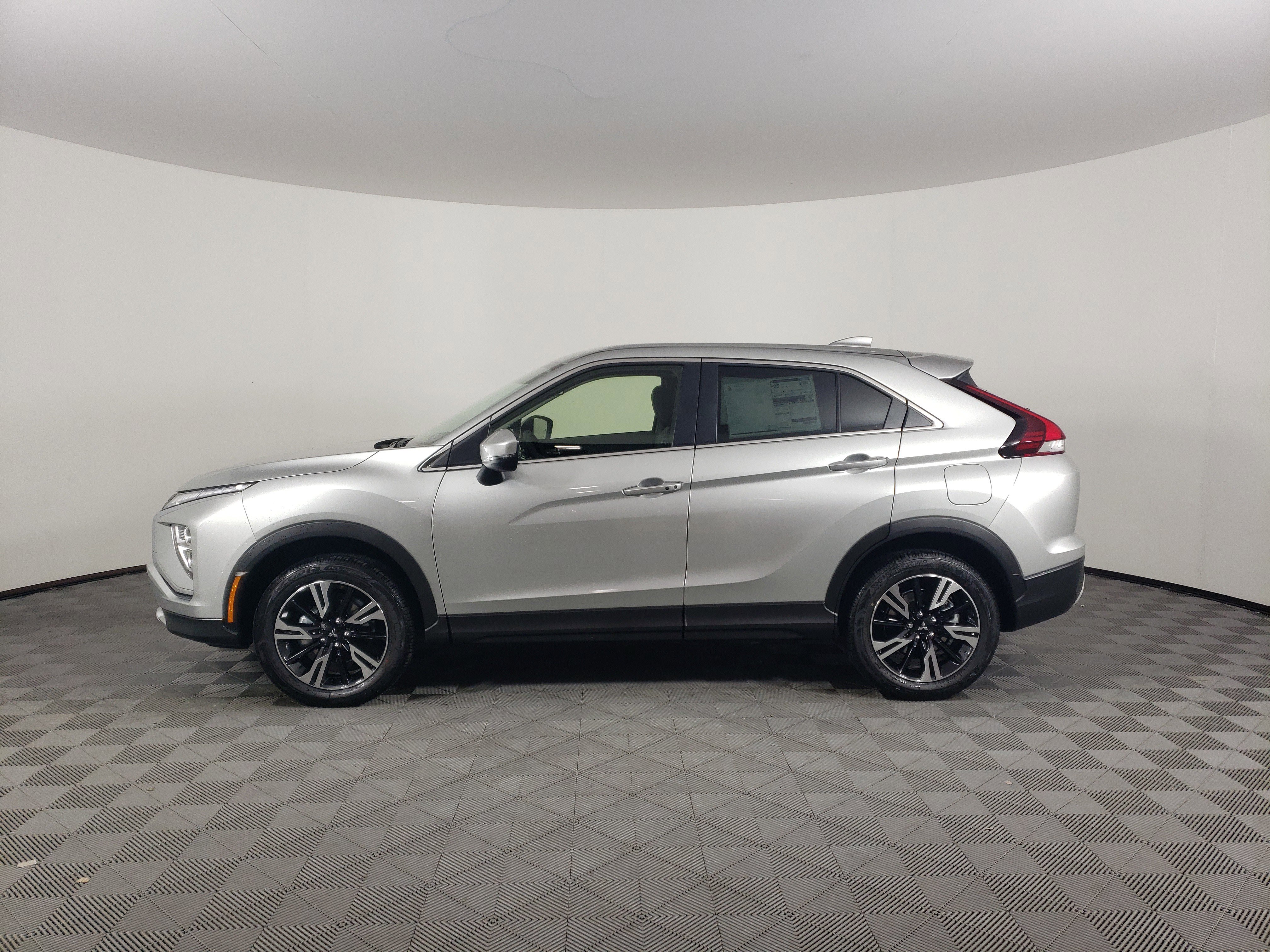New 2026 Mitsubishi Eclipse Cross SE image 5