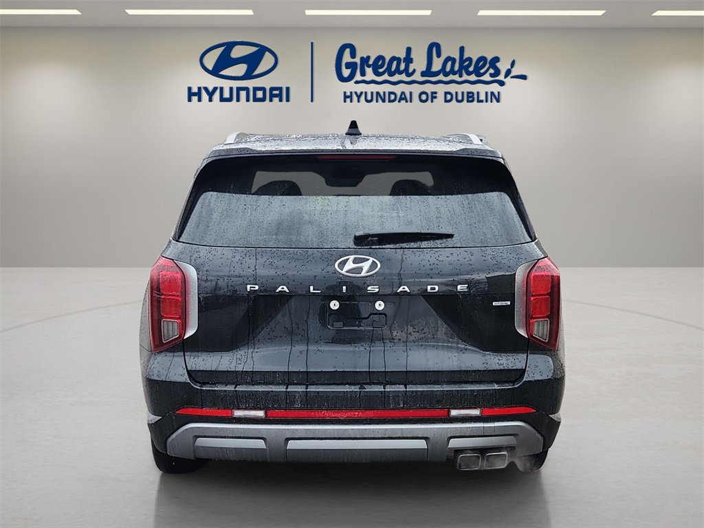 Used 2023 Hyundai Palisade Limited w/ Cargo Package image 4