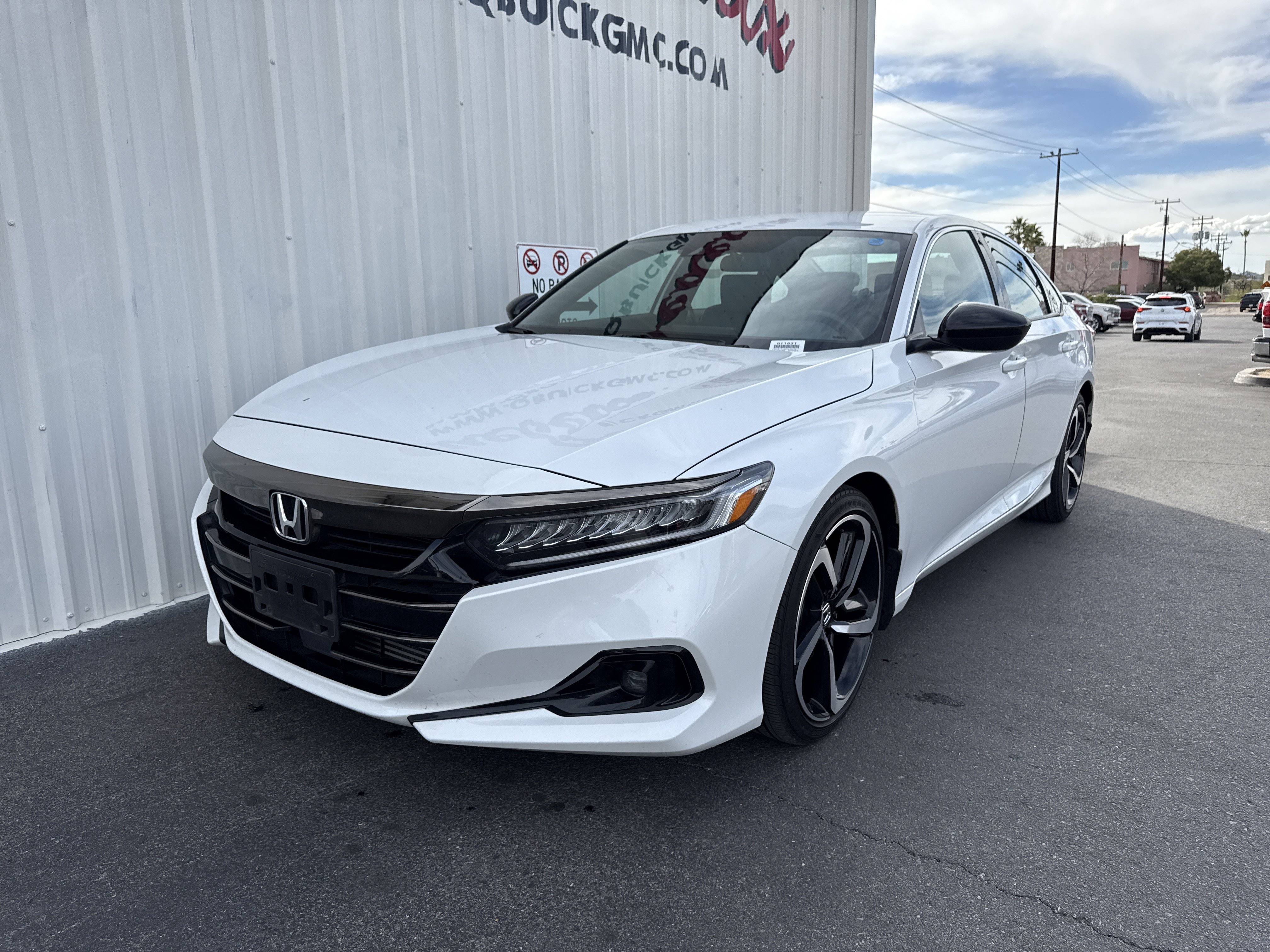 Used 2022 Honda Accord Sport image 5