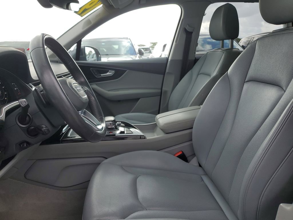 Used 2019 Audi Q7 3.0T Prestige image 21