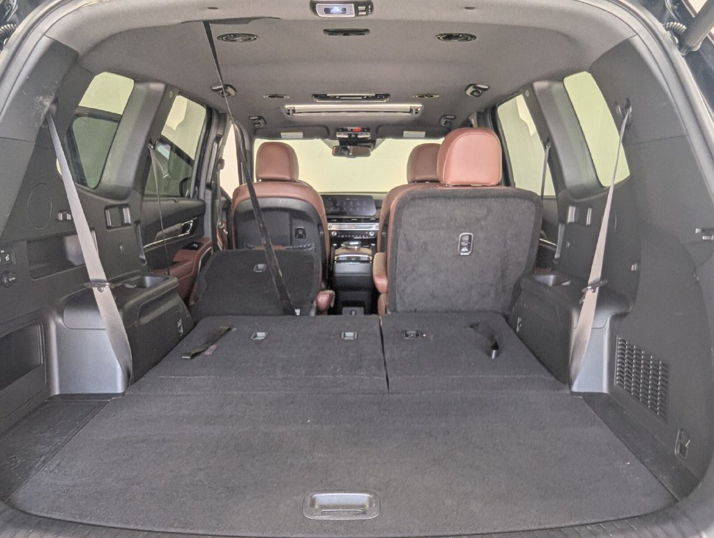 Used 2024 Kia Telluride EX w/ EX Captain's Chair Package FWD image 27