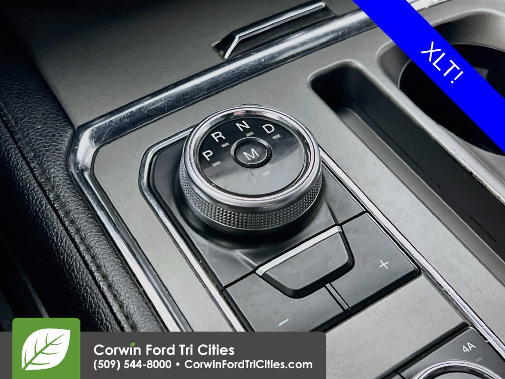 Used 2020 Ford Expedition Max XLT w/ Equipment Group 202A AWD/4WD image 9