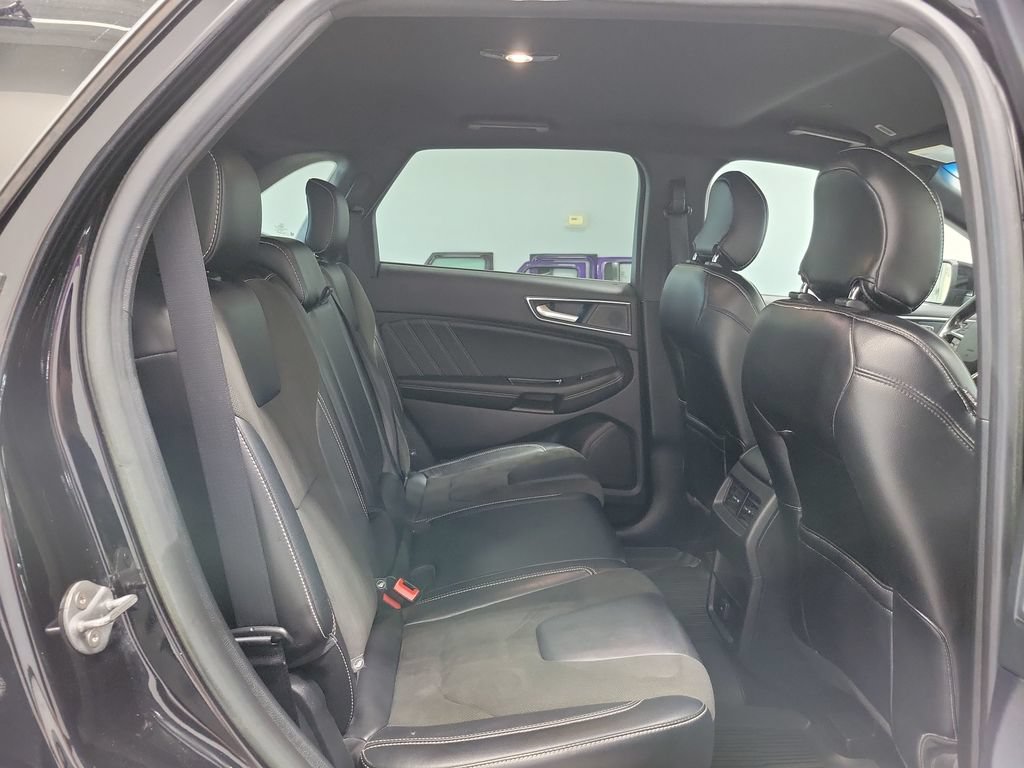 Used 2019 Ford Edge ST AWD/4WD image 17