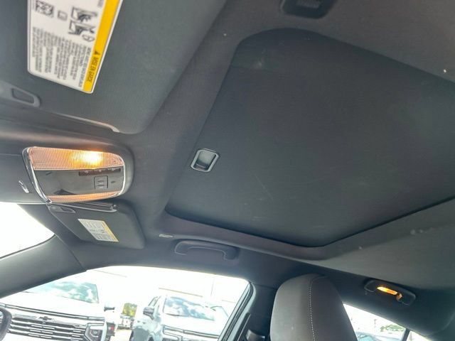 Used 2023 Dodge Charger Scat Pack w/ Harman/Kardon Audio Group RWD image 17