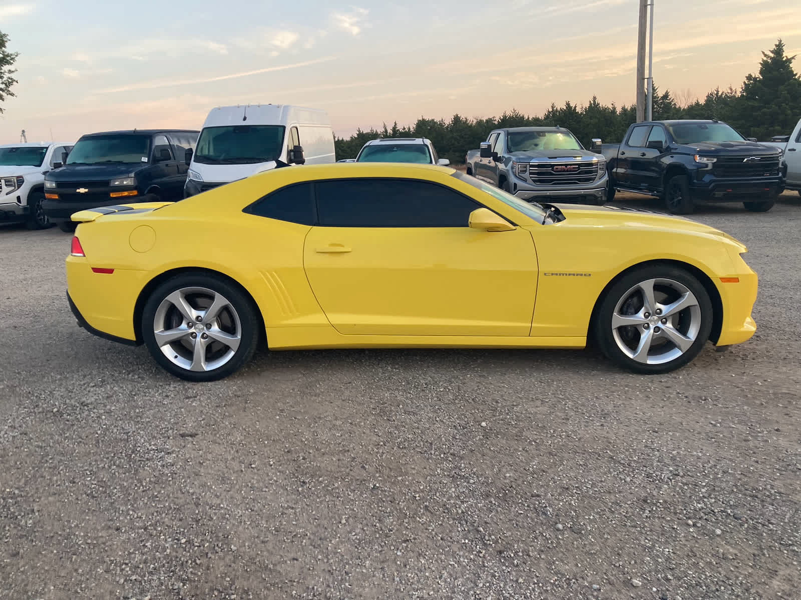 Used 2015 Chevrolet Camaro SS RWD image 9