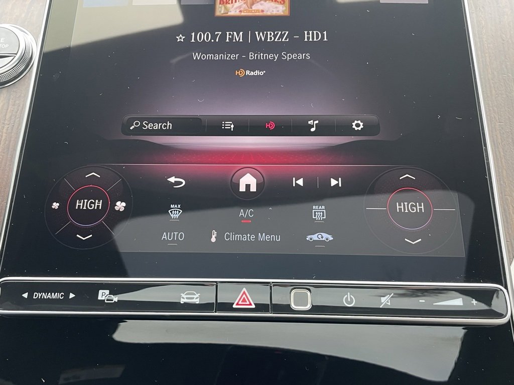 Used 2026 Mercedes-Benz GLC 300 4MATIC image 36