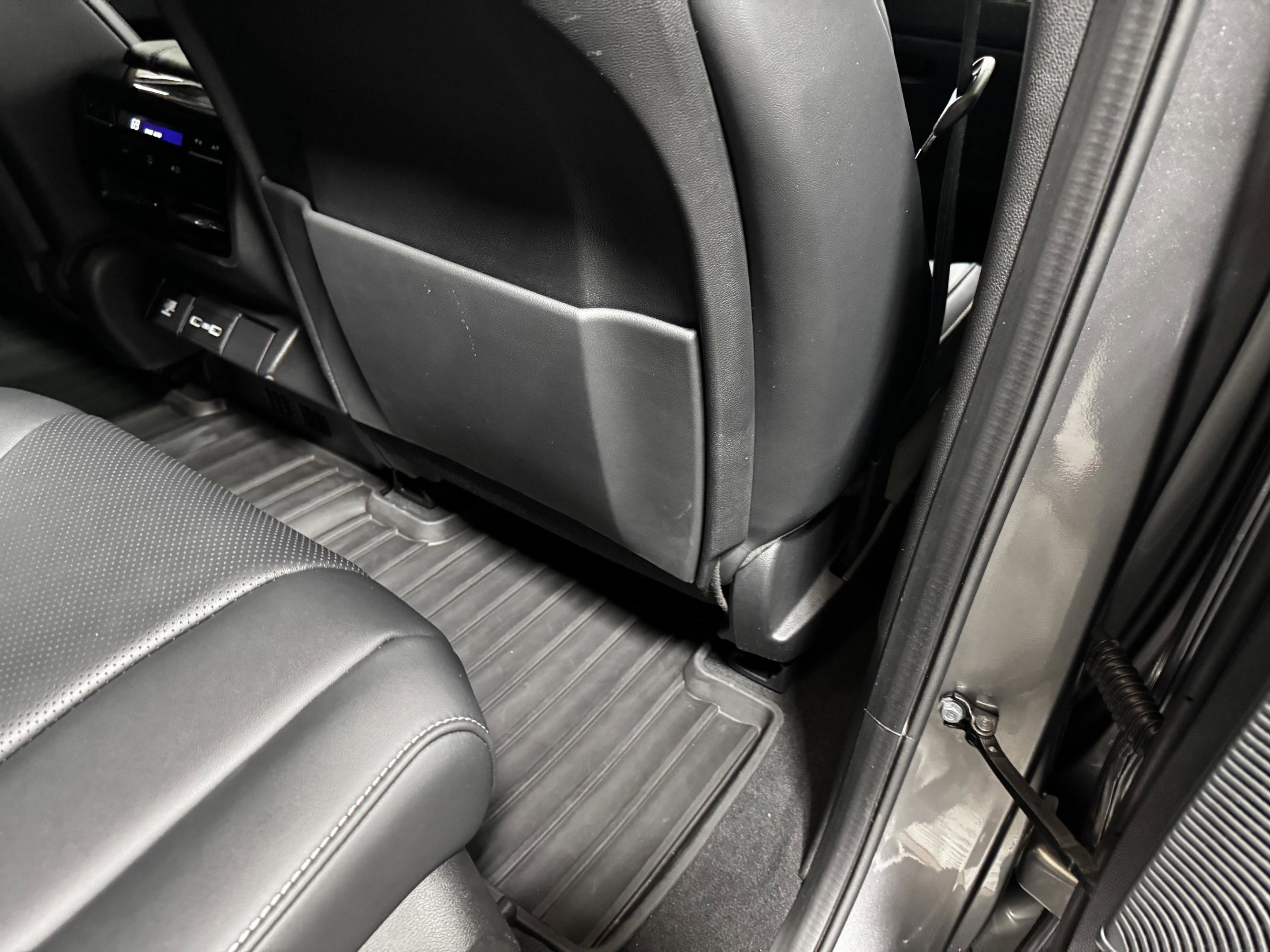 Certified 2023 Acura MDX FWD w/ Technology Package image 37