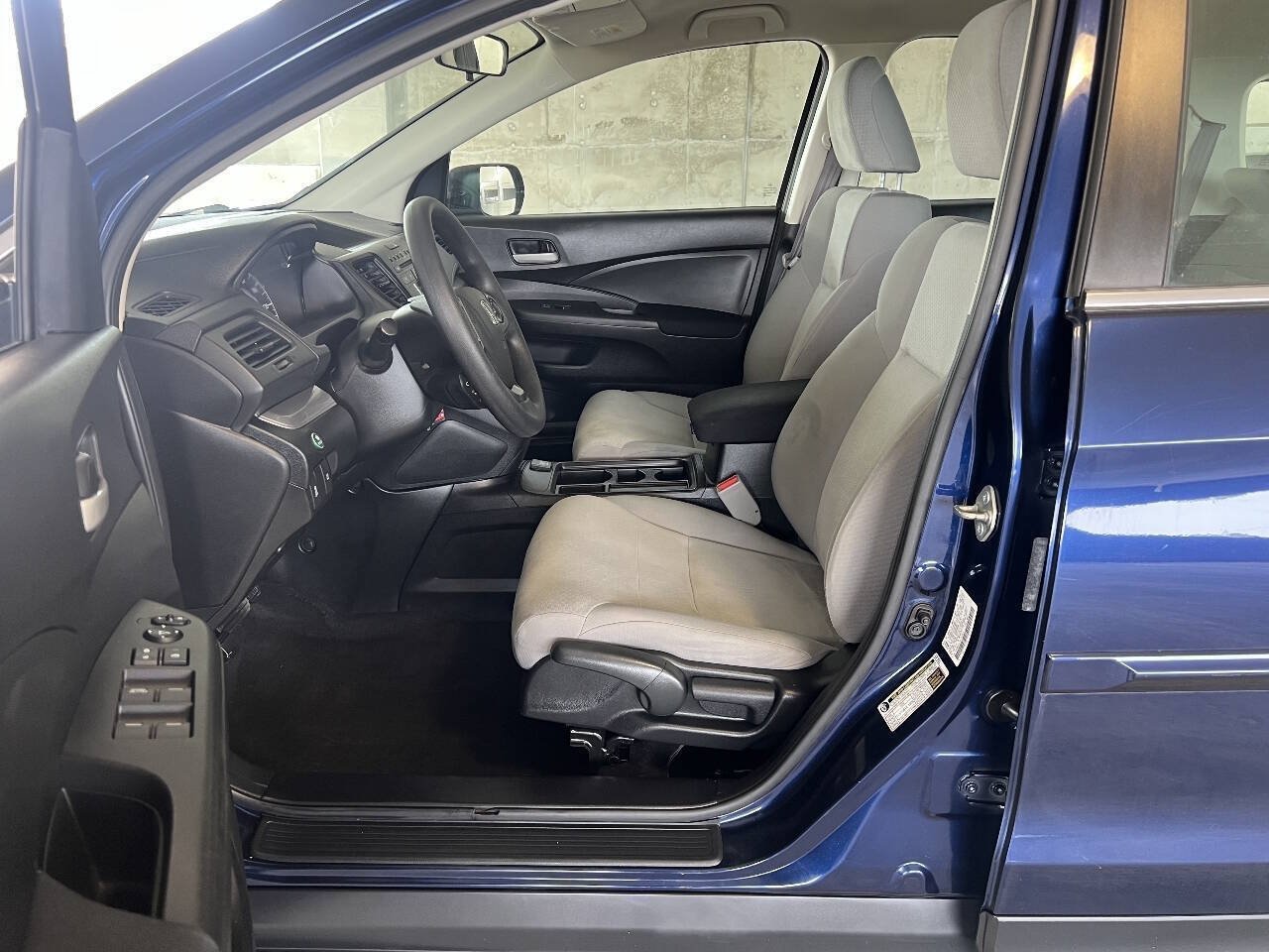 Used 2015 Honda CR-V LX image 10