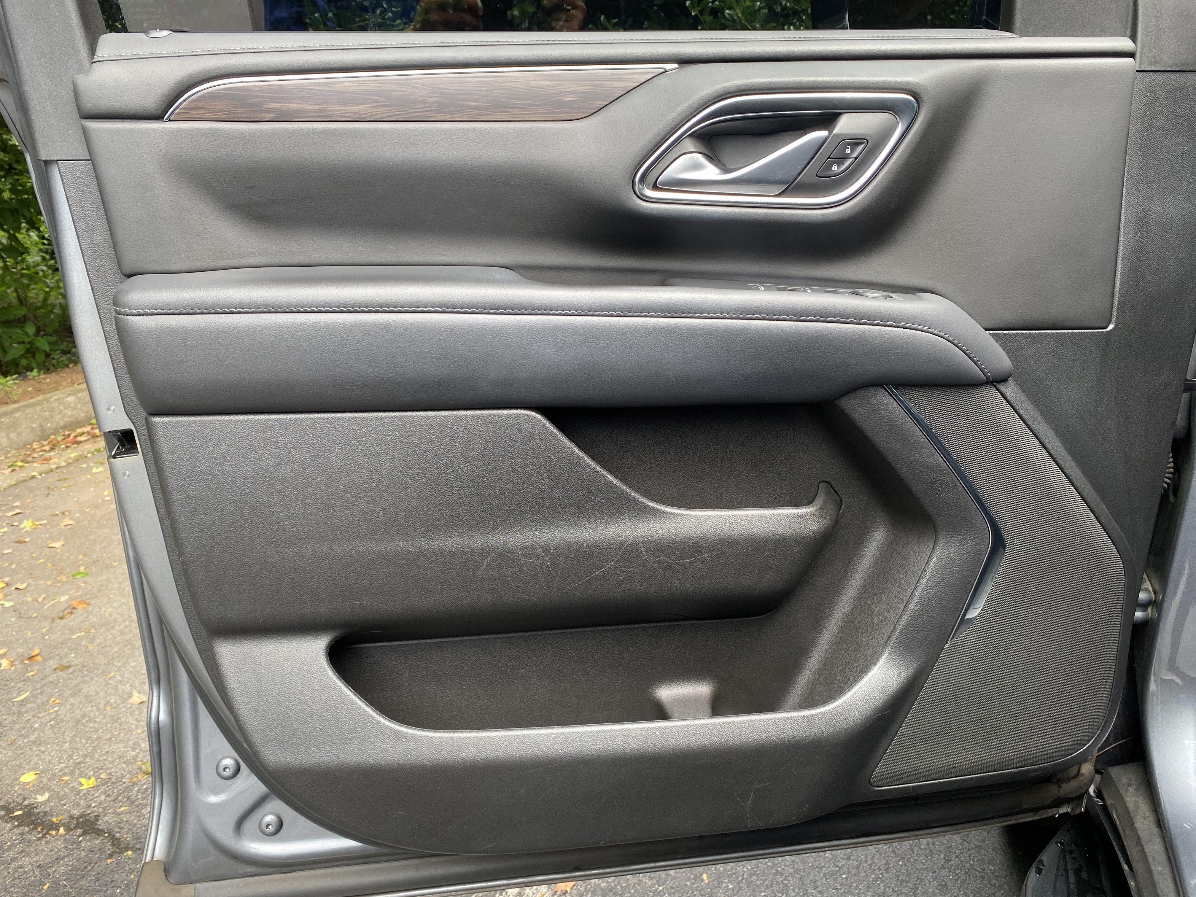 Used 2022 Chevrolet Tahoe LS RWD image 15