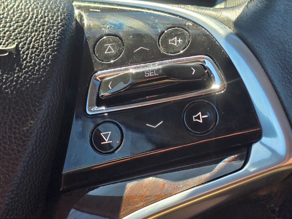 Used 2015 Cadillac SRX Performance w/ Driver Awareness Package FWD image 34