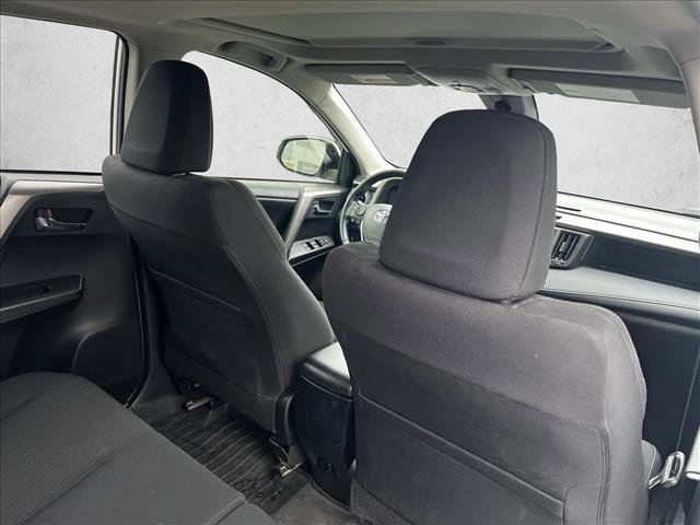 Used 2018 Toyota RAV4 XLE image 20