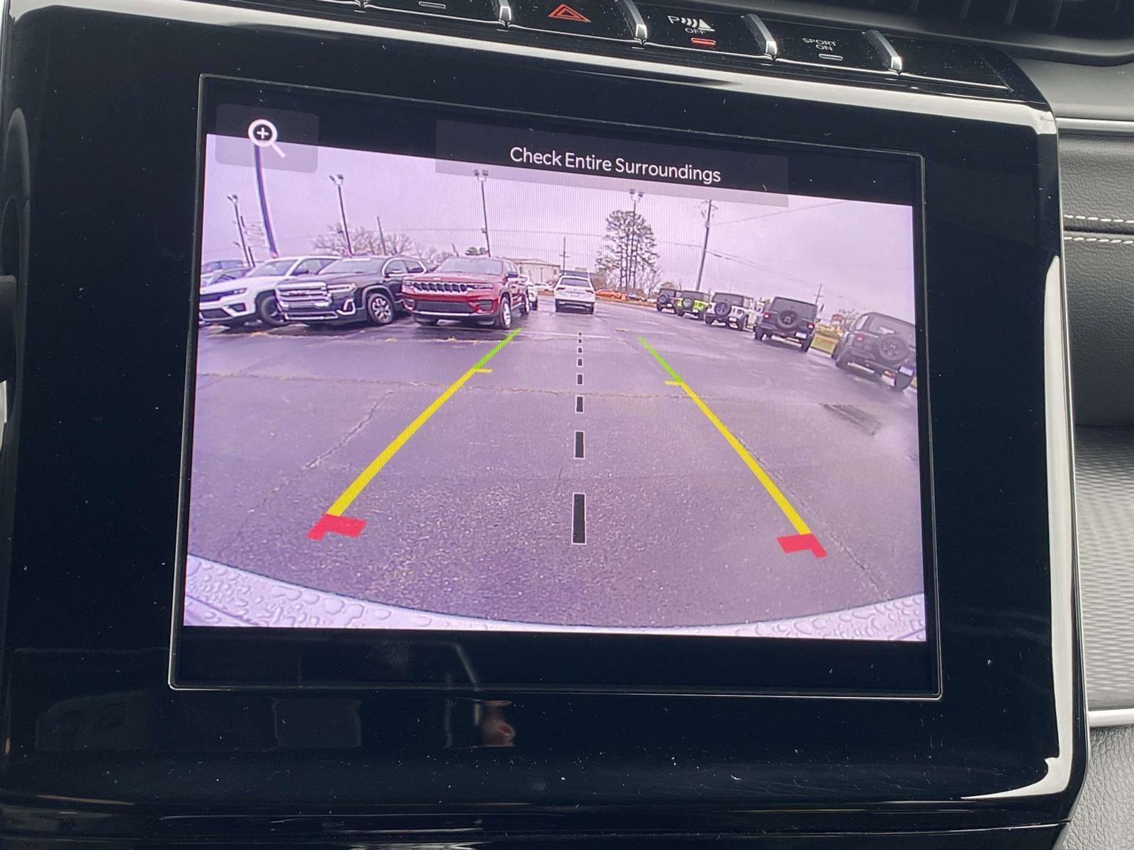 Certified 2024 Jeep Grand Cherokee Altitude image 8