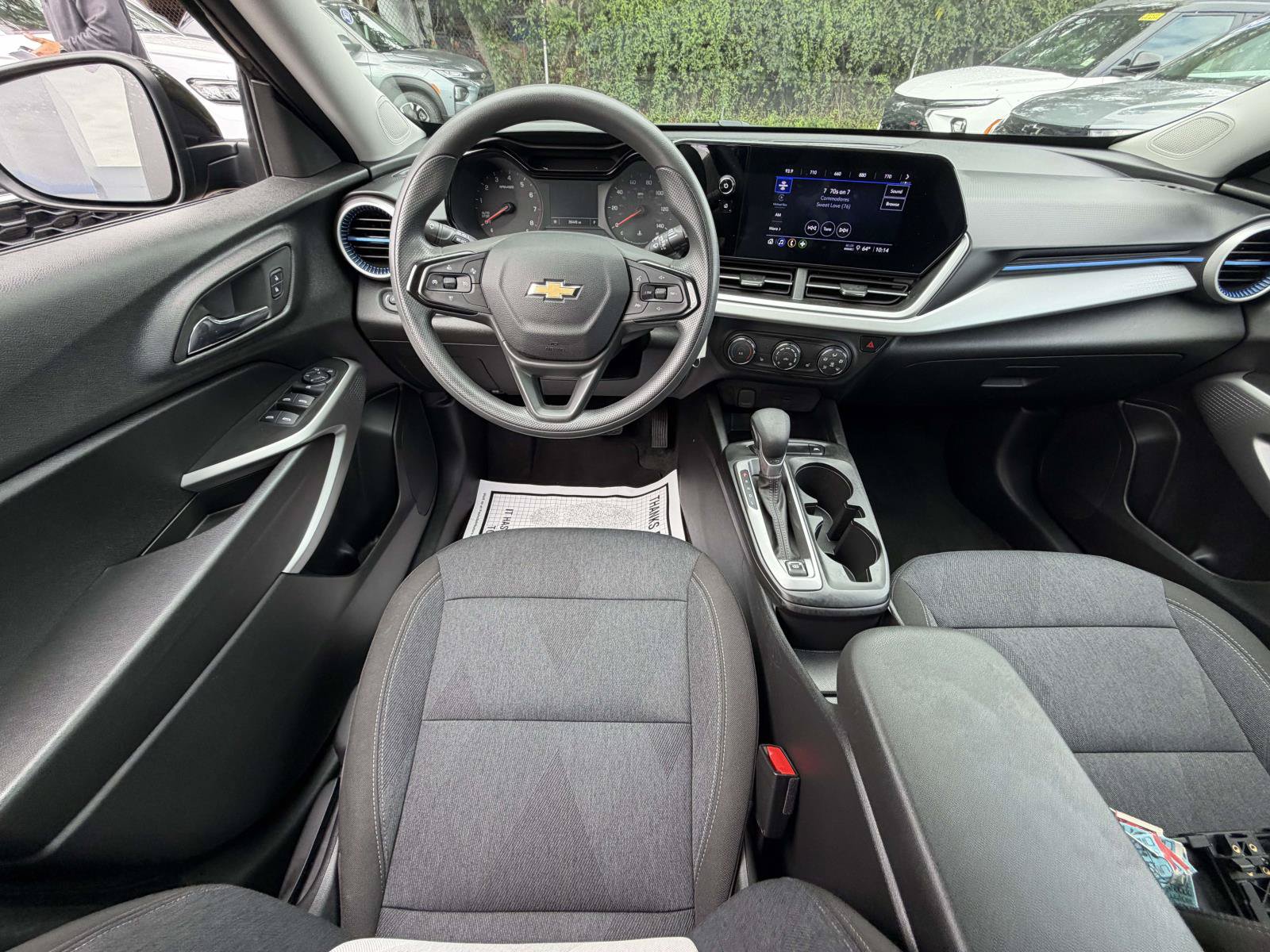 Used 2024 Chevrolet Trax LS w/ LS Convenience Package FWD image 21