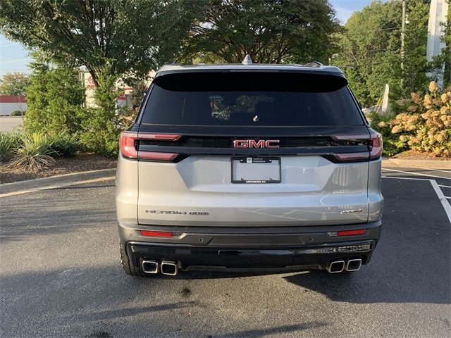 Used 2024 GMC Acadia AT4 w/ Luxury Package image 7