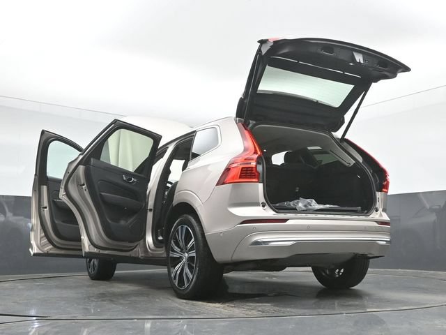 Used 2023 Volvo XC60 B5 Plus w/ Protection Package Premier FWD image 55