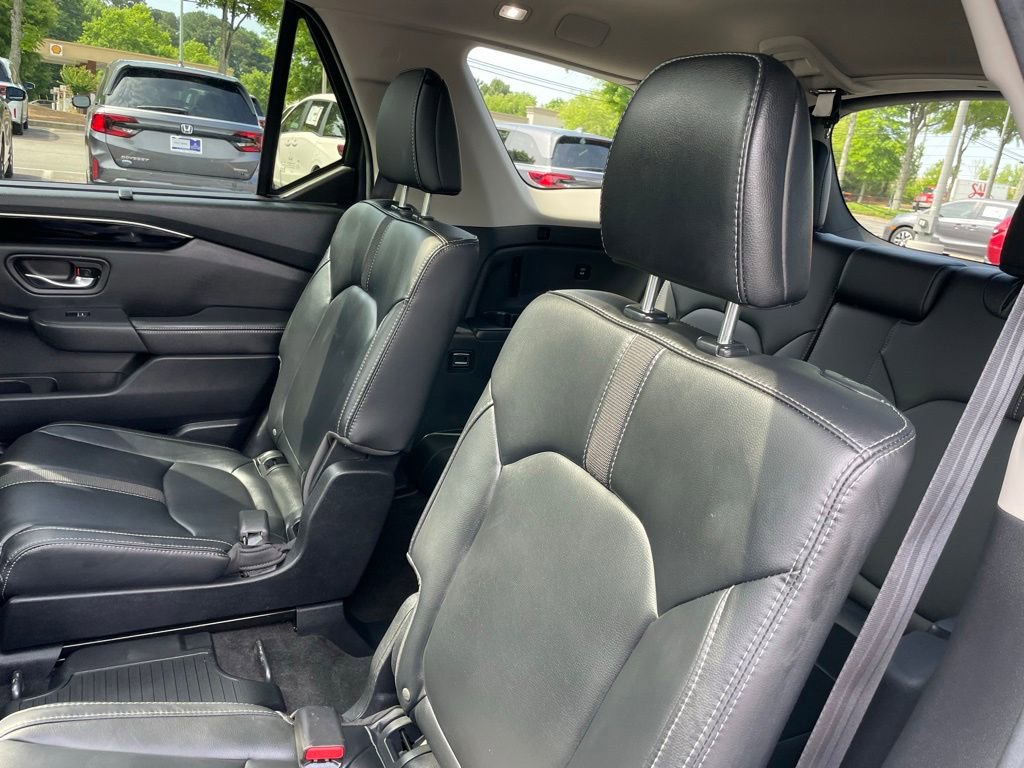 Certified 2024 Honda Pilot Touring image 41
