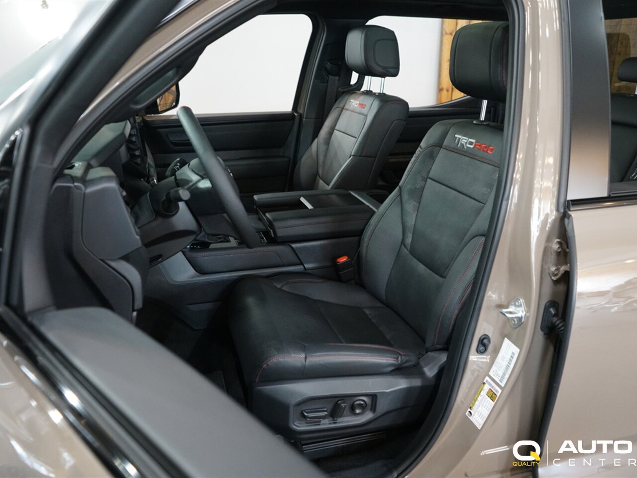 Used 2025 Toyota Tundra TRD Pro AWD/4WD image 19