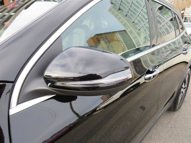 Used 2025 Mercedes-Benz GLA 250 4MATIC image 25