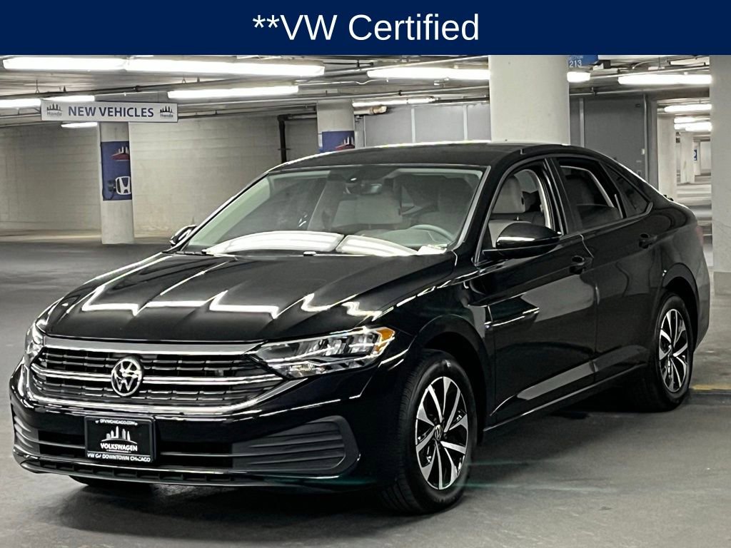 Certified 2023 Volkswagen Jetta S image 3