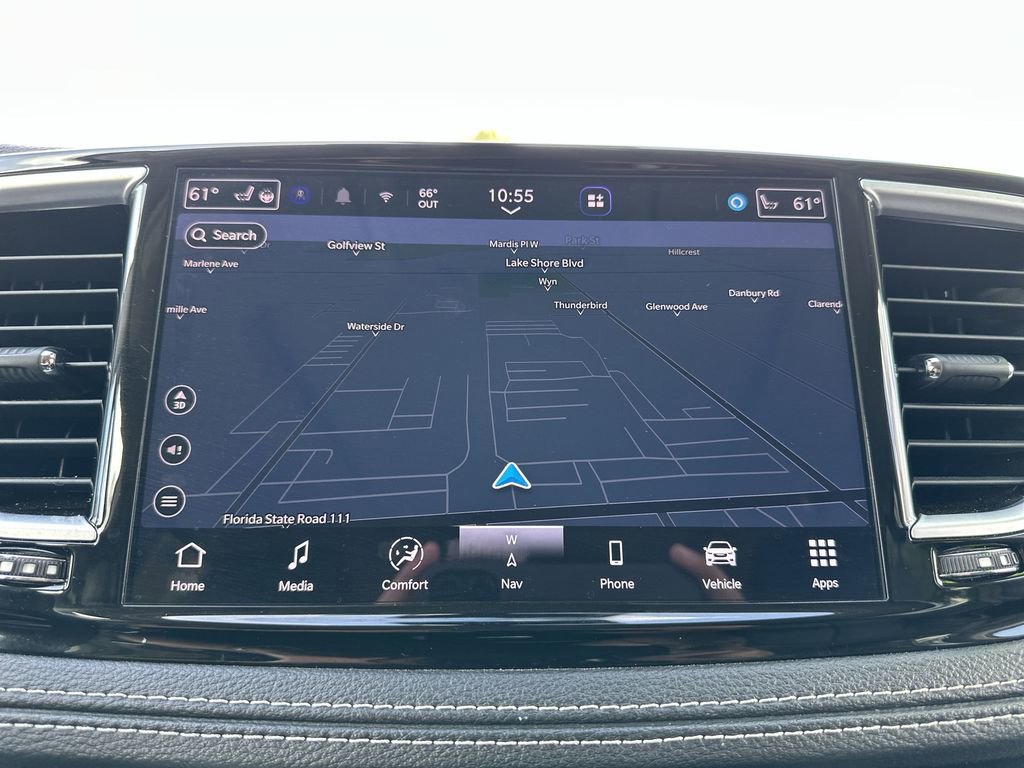 Used 2023 Chrysler Pacifica Limited FWD image 26
