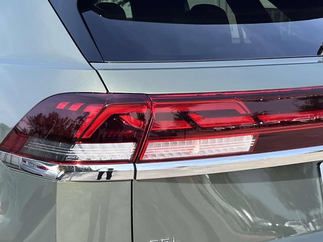 New 2026 Volkswagen Atlas Cross Sport SEL Premium R-Line AWD/4WD image 5