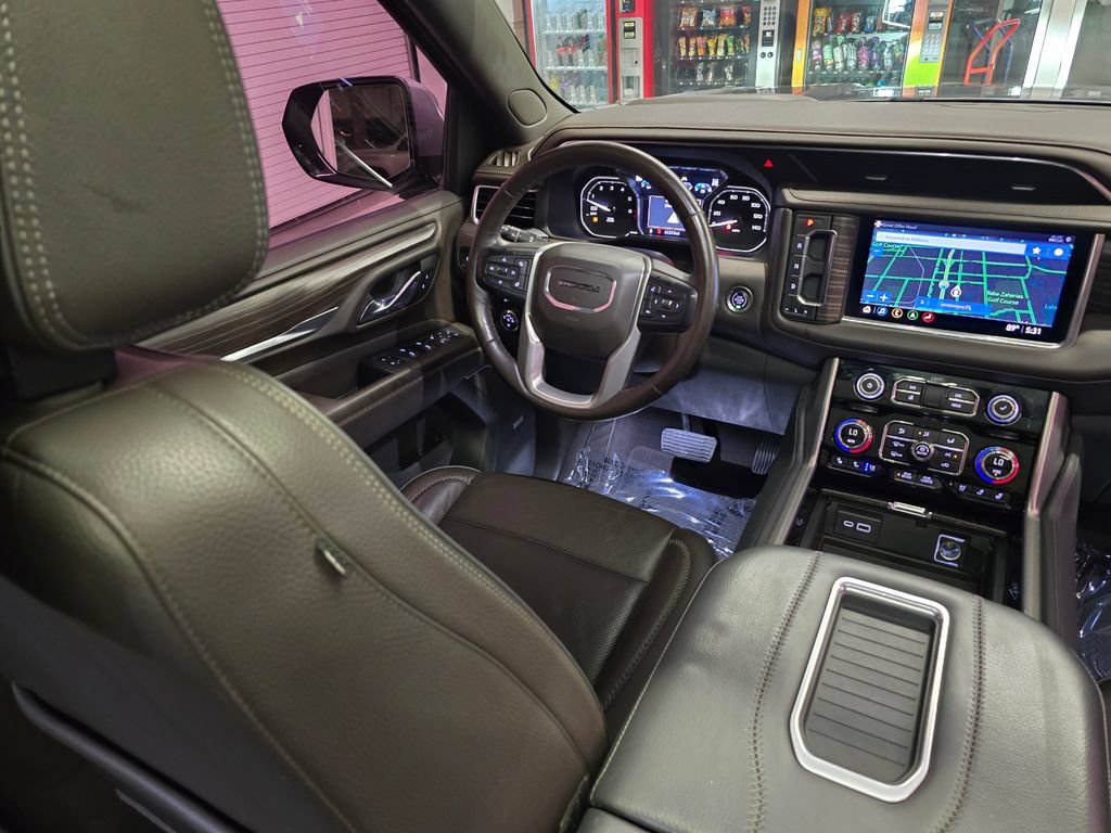 Used 2021 GMC Yukon Denali AWD/4WD image 41