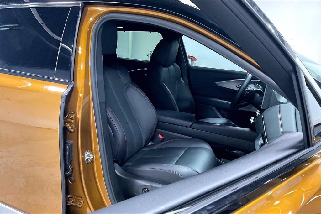 Used 2024 Acura ZDX Type S AWD/4WD image 9