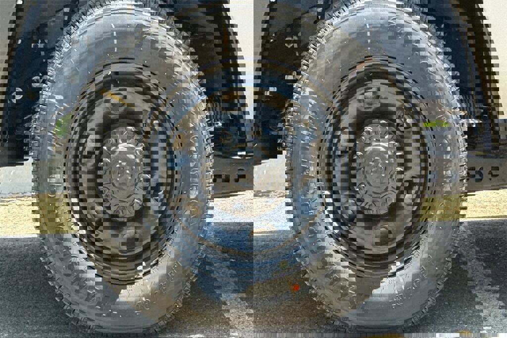 New 2025 RAM 2500 Tradesman w/ Safety Group image 34