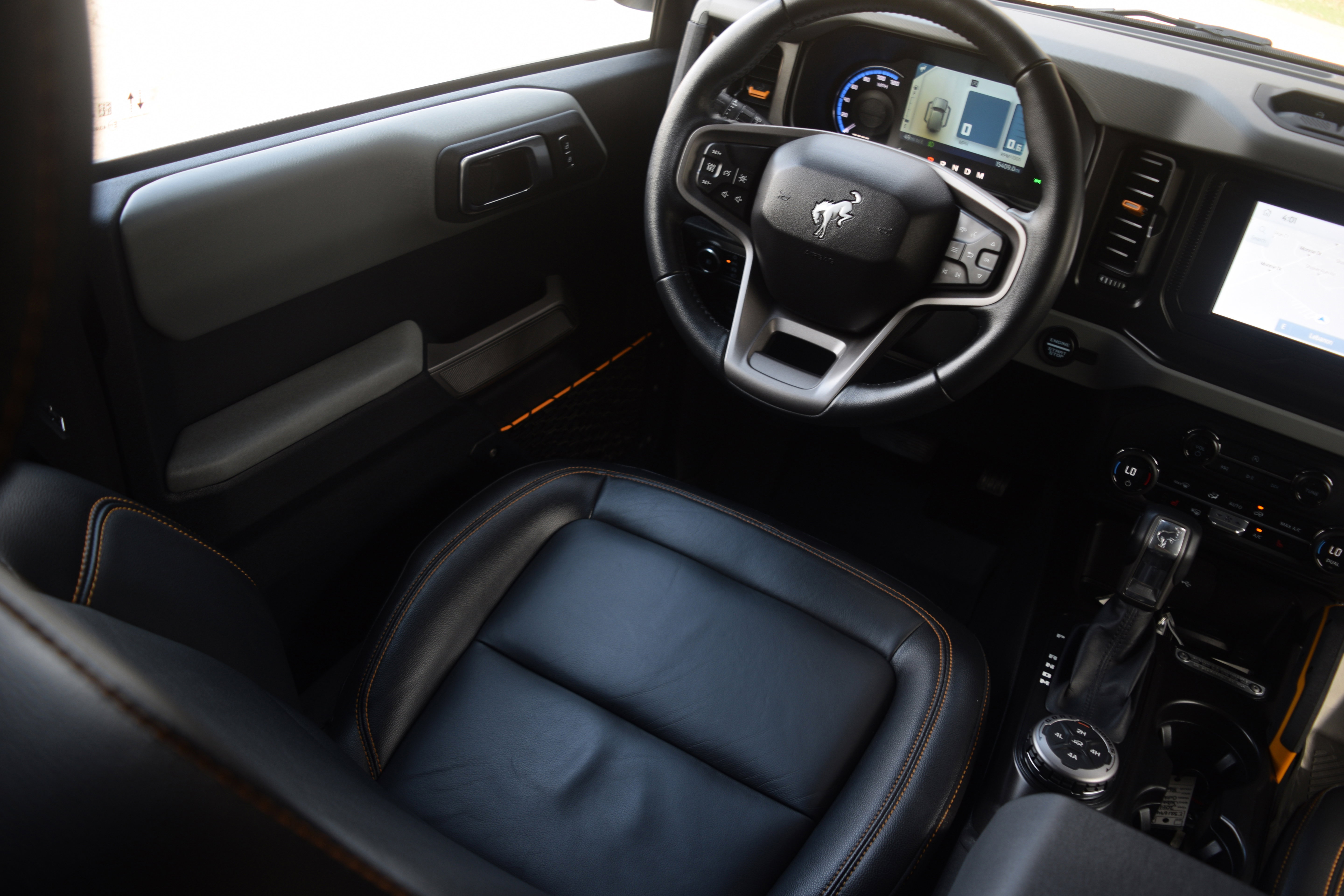 Used 2023 Ford Bronco Badlands w/ Sasquatch Package image 2