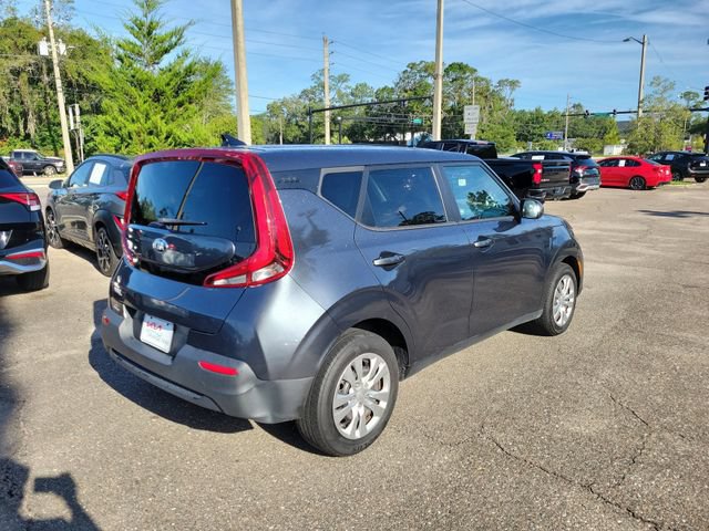 Used 2020 Kia Soul LX FWD image 2