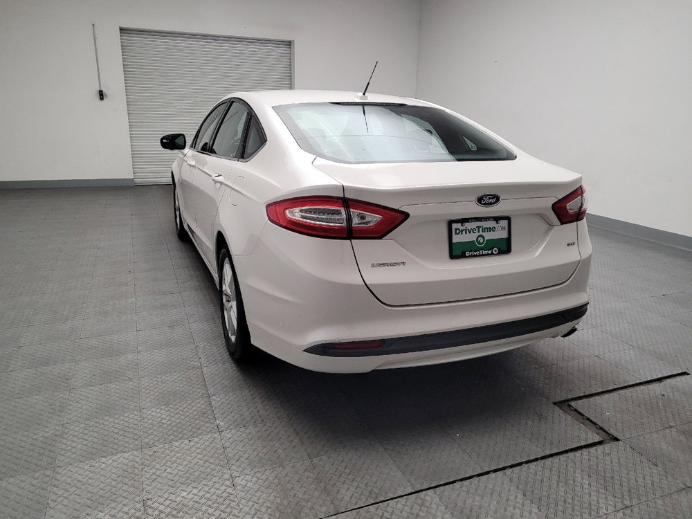 Used 2016 Ford Fusion SE FWD image 6