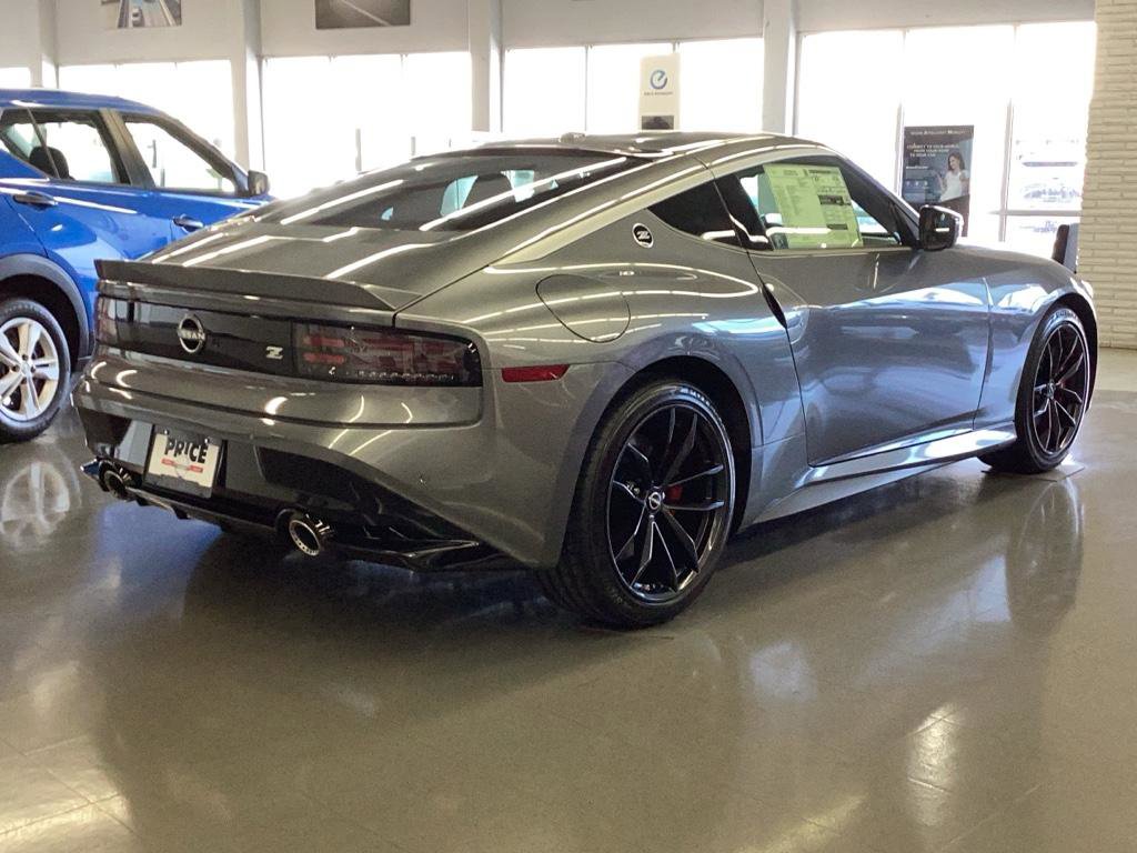 New 2025 Nissan Z Performance w/ Floor Mat Package image 2