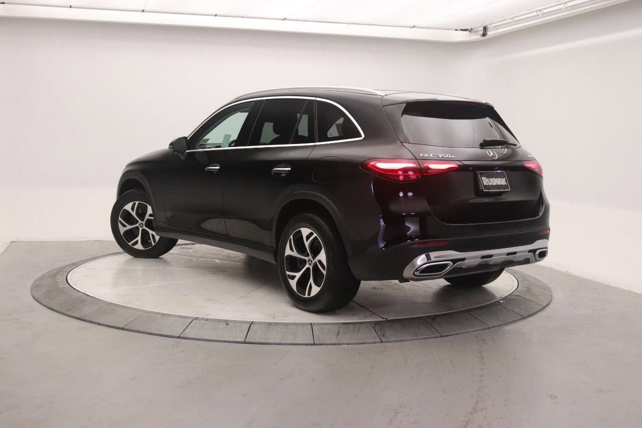 Certified 2025 Mercedes-Benz GLC 350e 4MATIC image 2