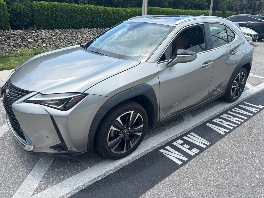 Used 2021 Lexus UX 200 w/ Premium Package FWD image 1