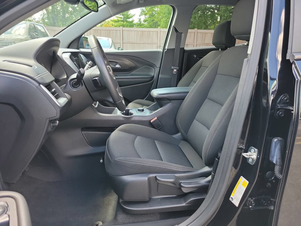 Used 2024 GMC Terrain SLE AWD/4WD image 19