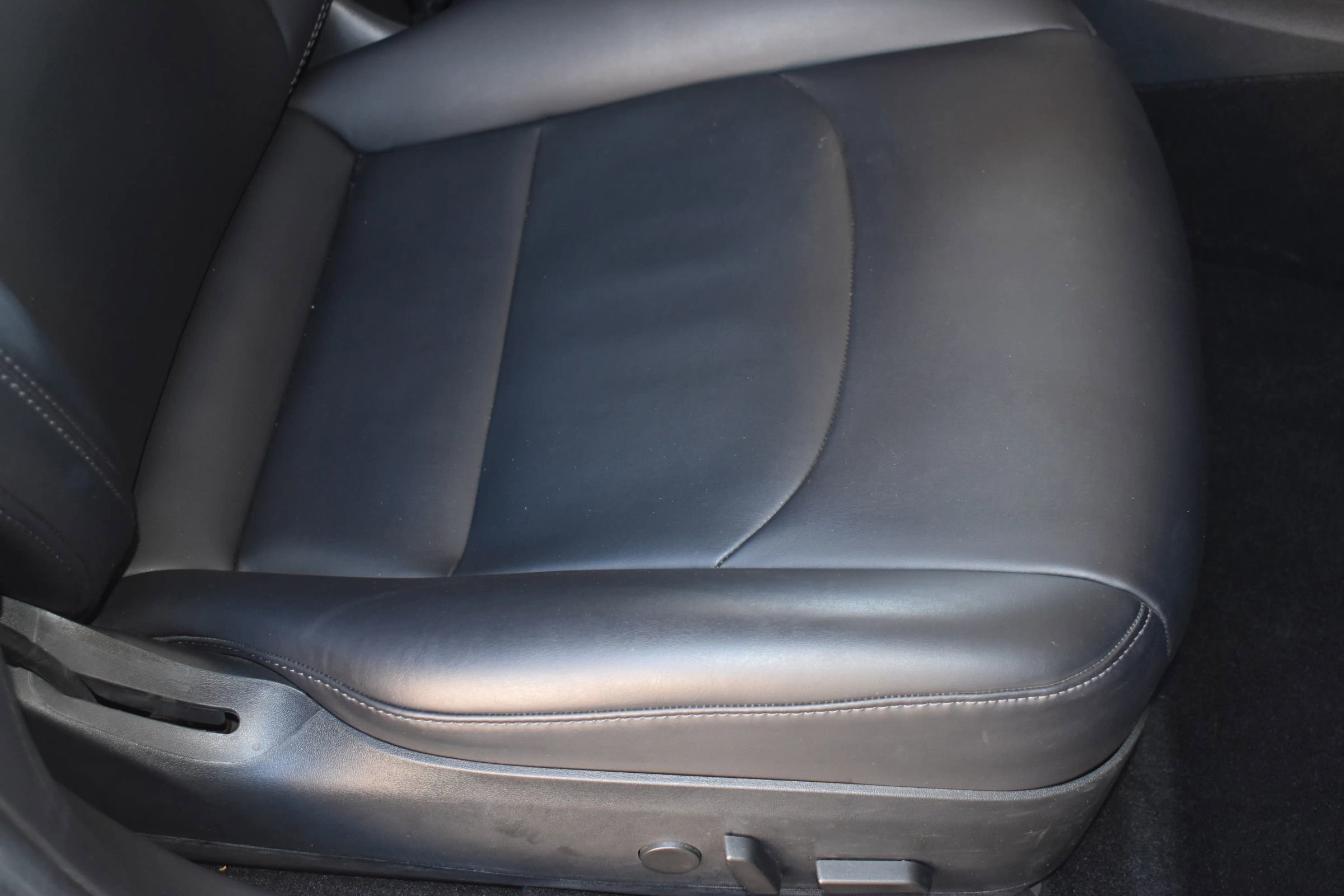Used 2023 Tesla Model 3 Standard Range RWD image 23
